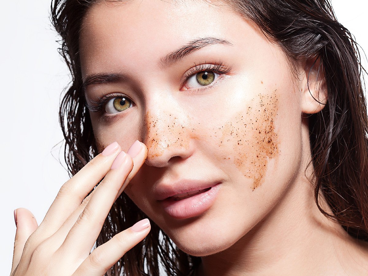 AHA vs BHA Exfoliants: What’s the difference?
